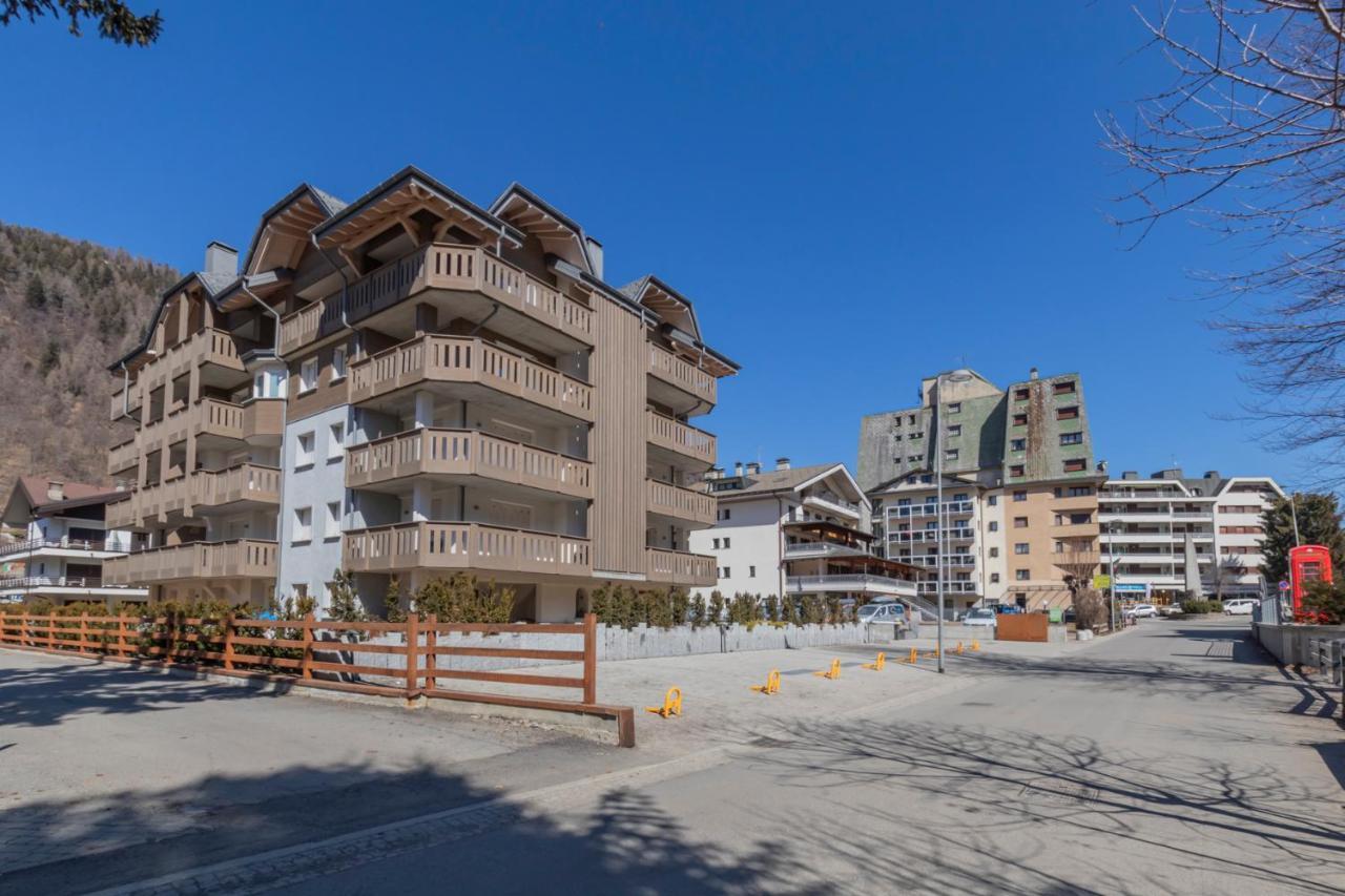 Cristallo Apartment - Ristrutturato Nuovo Centro Aprica Exteriér fotografie